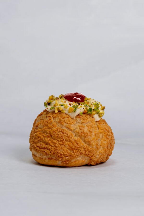 Choux Pistacho Frutilla